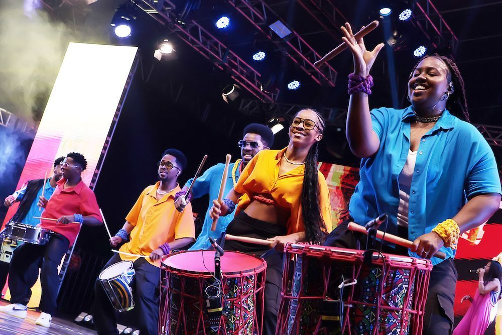 Somos Comunidade celebra 20 anos da Escola de Artes com espetáculo no Palácio das Artes