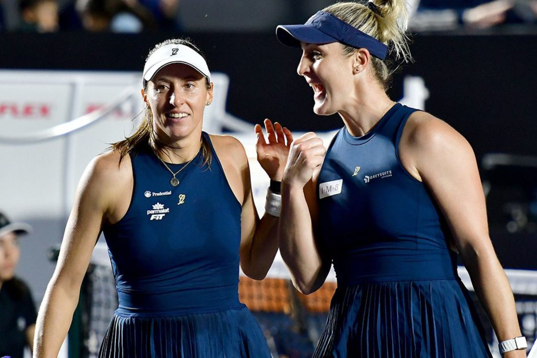 Stefani e Dabrowski salvam match point, viram sobre chinesas e vão à final do SP Open