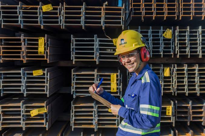 Gerdau oferece 53 vagas de estágio em Minas Gerais; inscrições terminam em 13 de setembro