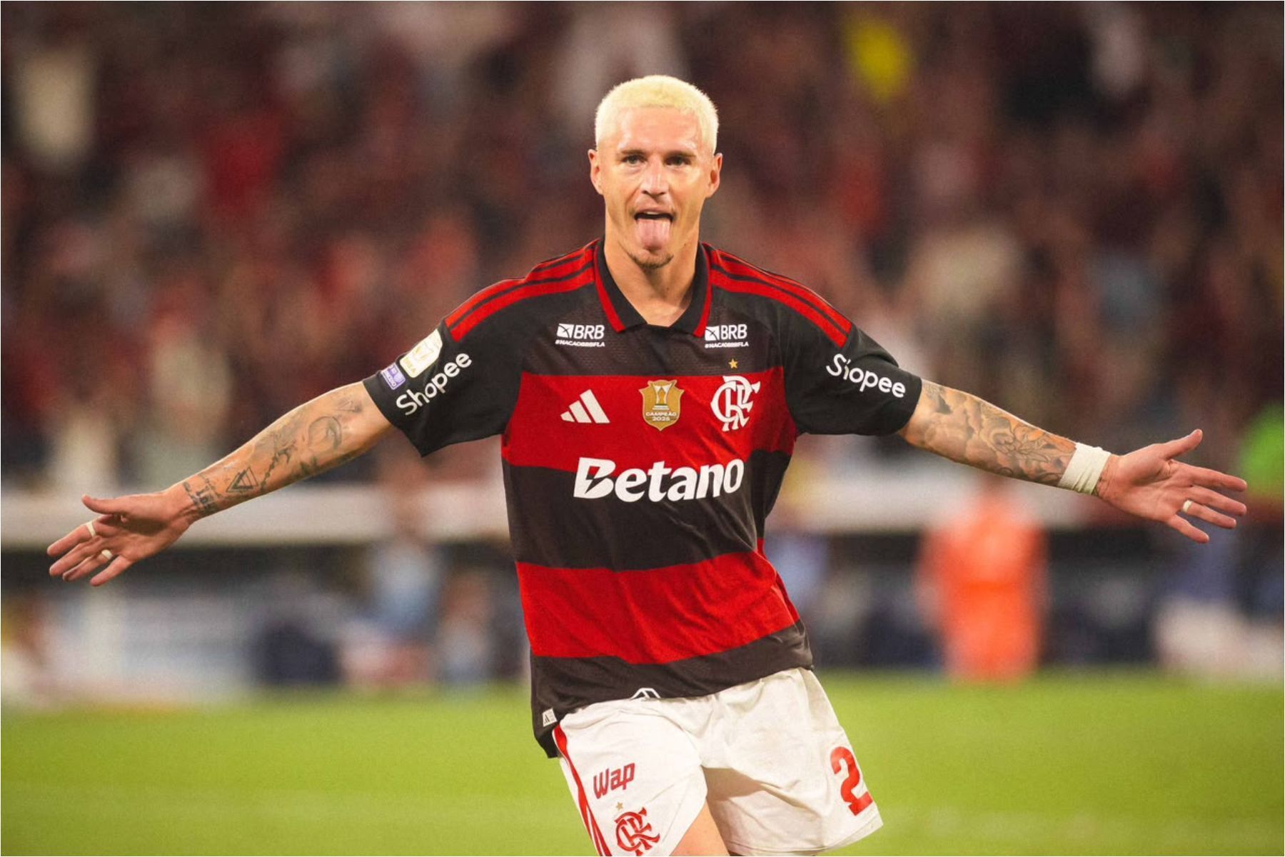Após gol, Varela destaca mudança de função no Flamengo: ‘Pisar mais na área’
