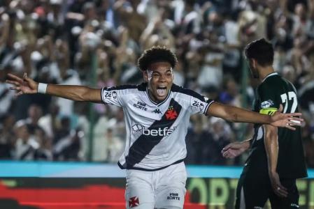 Walace Falcão, zagueiro do Vasco