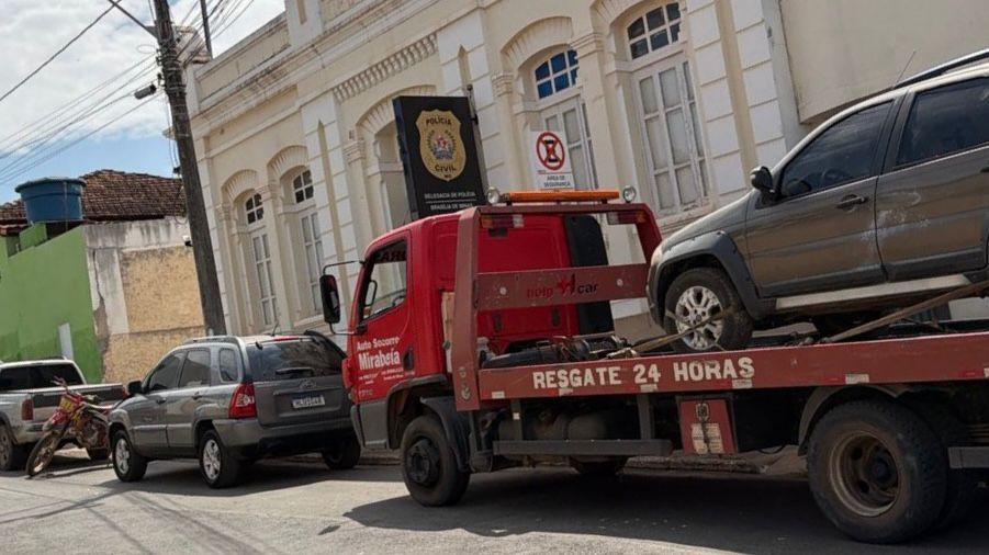 Veículos e equipamentos são apreendidos em investigação sobre adulteração no Norte de Minas