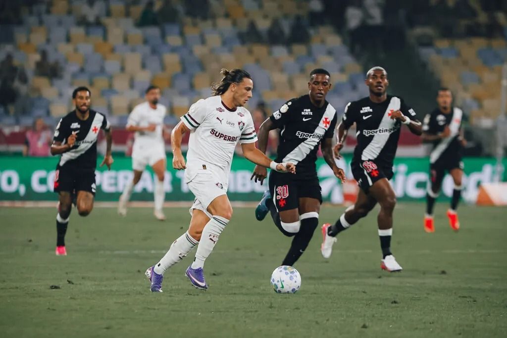 Fluminense e Vasco fazem duelo dos semelhantes no Maracanã; entenda