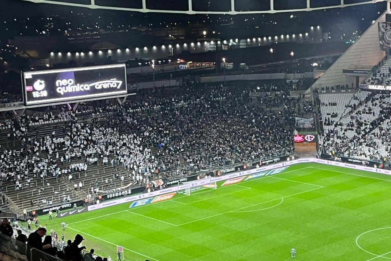 Torcida do Corinthians sobe o tom após derrota para a Chapecoense