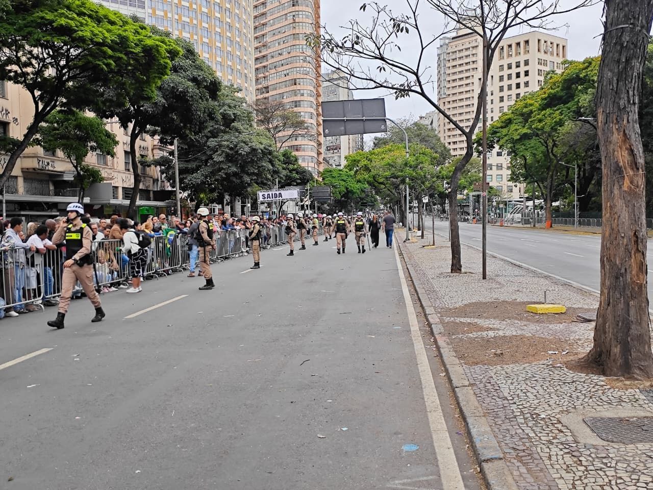 BH tem bloqueios no trânsito em dia de desfile de 7 de Setembro; veja onde