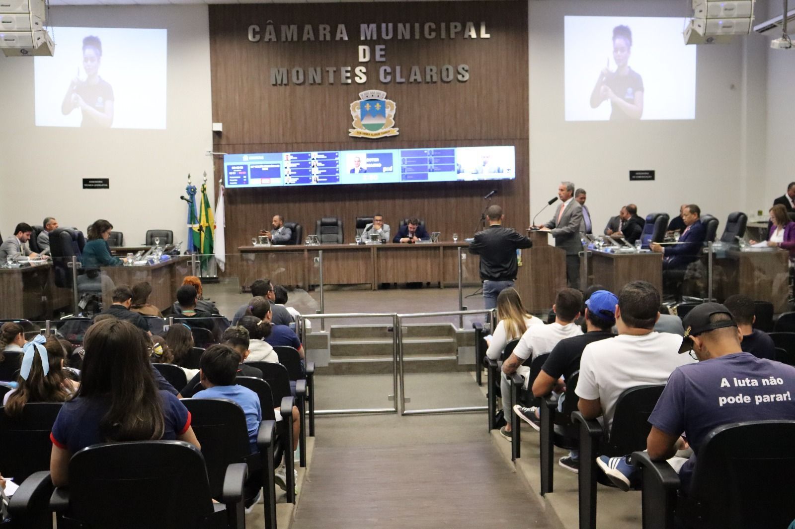 Câmara de Montes Claros aprova sete projetos durante sessão ordinária desta terça (8)