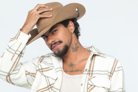 Jeninho, do sucesso ‘Peão Todo Tatuado’, se apresenta em Contagem neste sábado (12)