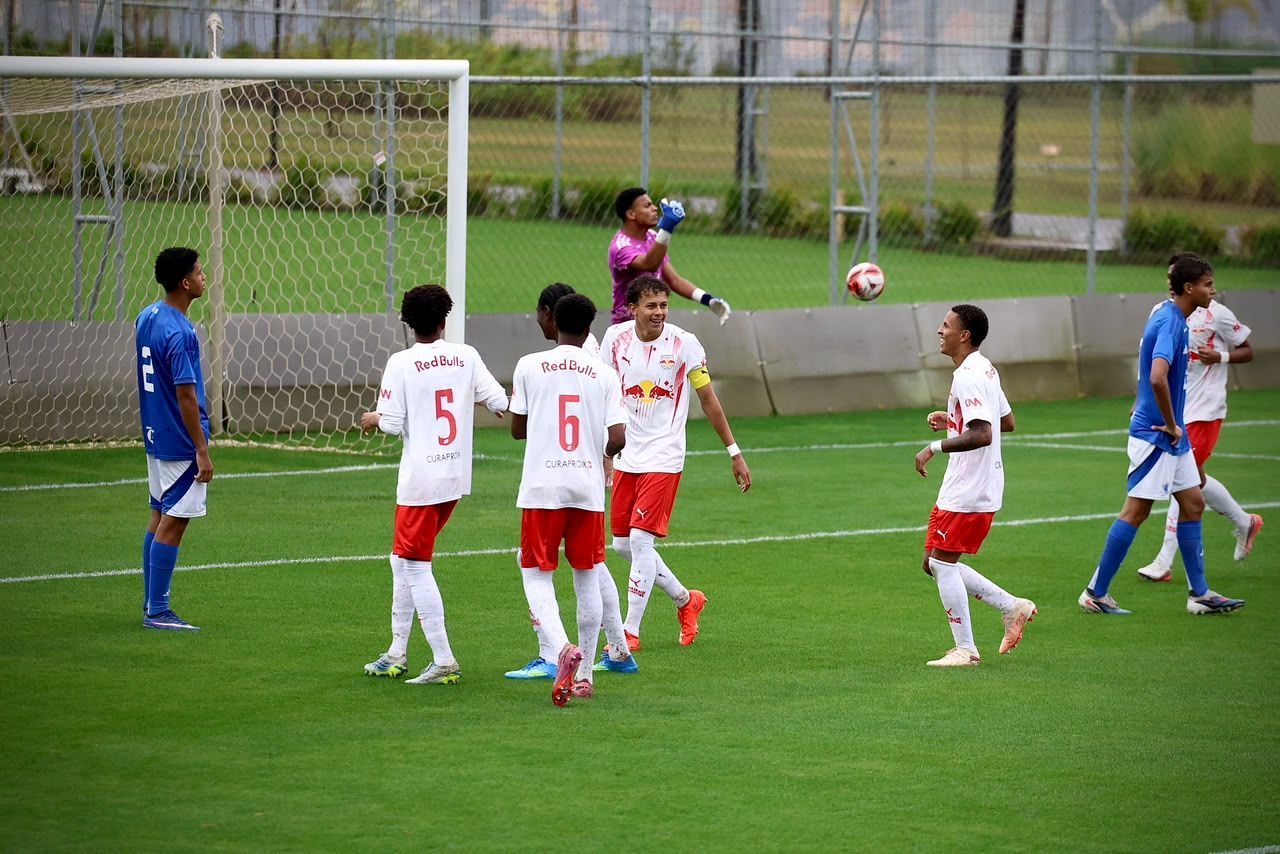 Cruzeiro sofre ‘apagão’ e é goleado por 8 a 1 pelo RB Bragantino no Brasileiro Sub-17