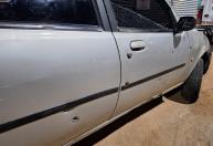 Carro atingido em troca de tiros é apreendido em Ipatinga