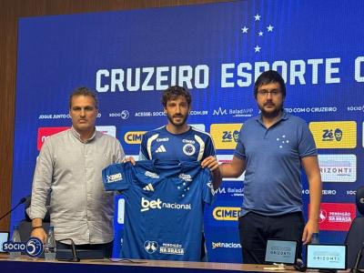 Viña é apresentado como reforço do Cruzeiro