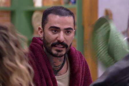 Mayk dispara contra Ariela após dinâmica em A Fazenda 18: 'Ingrata’