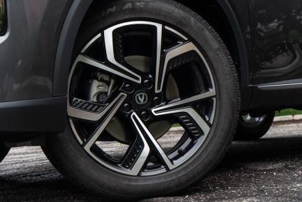 Terceiro SUV da Changan no Brasil, CS55 estreia com opção híbrida PHEV