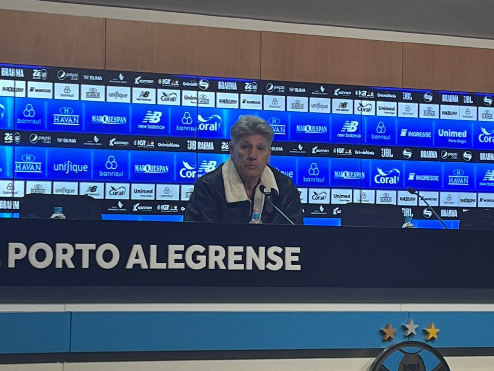 Apresentado pelo Grêmio, Renato revela conversa com Tetê e 'proíbe' vaias da torcida