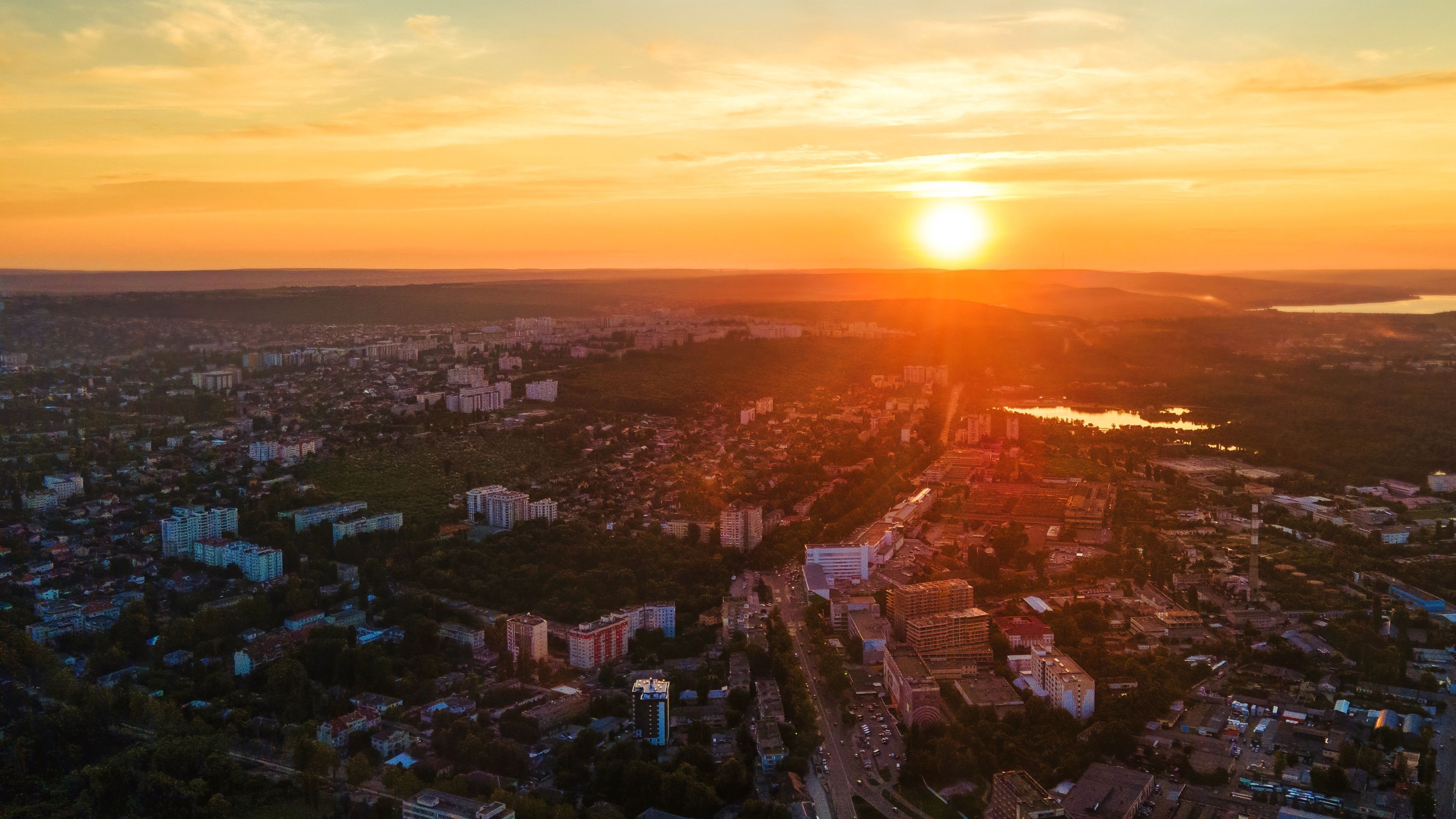 Por que o céu fica tão vermelho durante o pôr do sol? Entenda o fenômeno