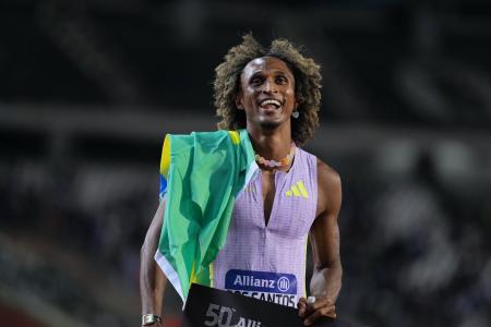 Alison dos Santos, fenômeno das pistas e recordista mundial