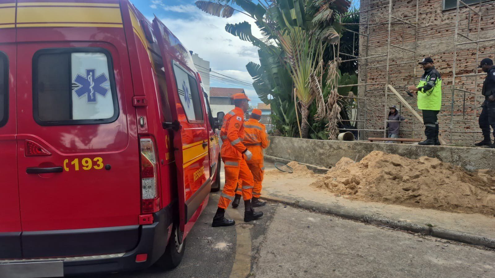 Trabalhador morre ao cair de andaime de 5 metros em Araxá