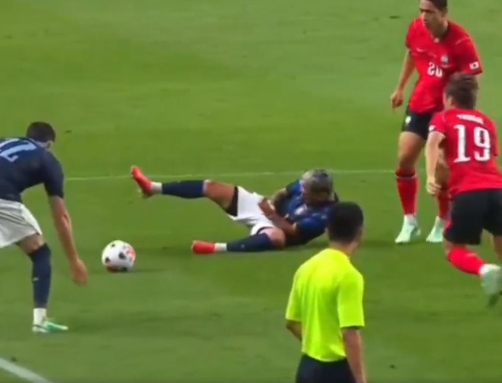 Arrascaeta sofre lesão pelo Uruguai e deixa Flamengo em alerta
