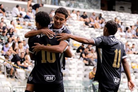 Vinicius, Samuel e Veneno, destaque do sub-17 atleticano