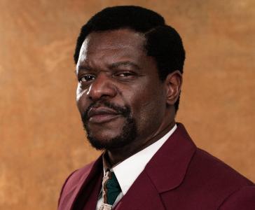 José/Zambi (Bukassa Kabengele)