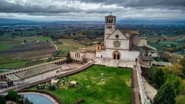 Itália lança Caminho de São Francisco com 1.500 km de peregrinação