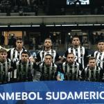 Atlético tem mudança de uniforme para primeiro duelo com Santos na Sul-Americana