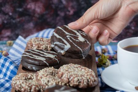 Receita para iniciar bem a semana. Pão de mel fit fica pronto em poucos minutos