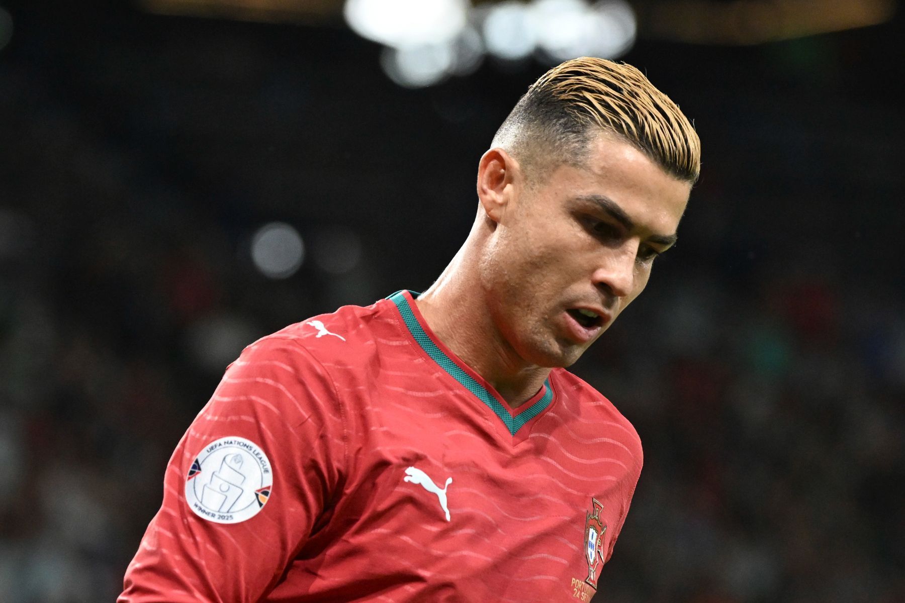 Cristiano Ronaldo perde gol incrível, mas Portugal vence Gales em estreia de Jorge Jesus