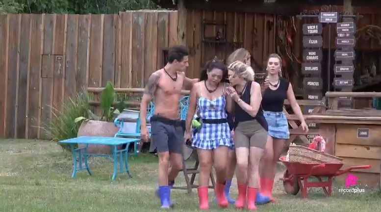 Darlin desistiu de A Fazenda 18? Peoa toca o sino e toma decisão importante
