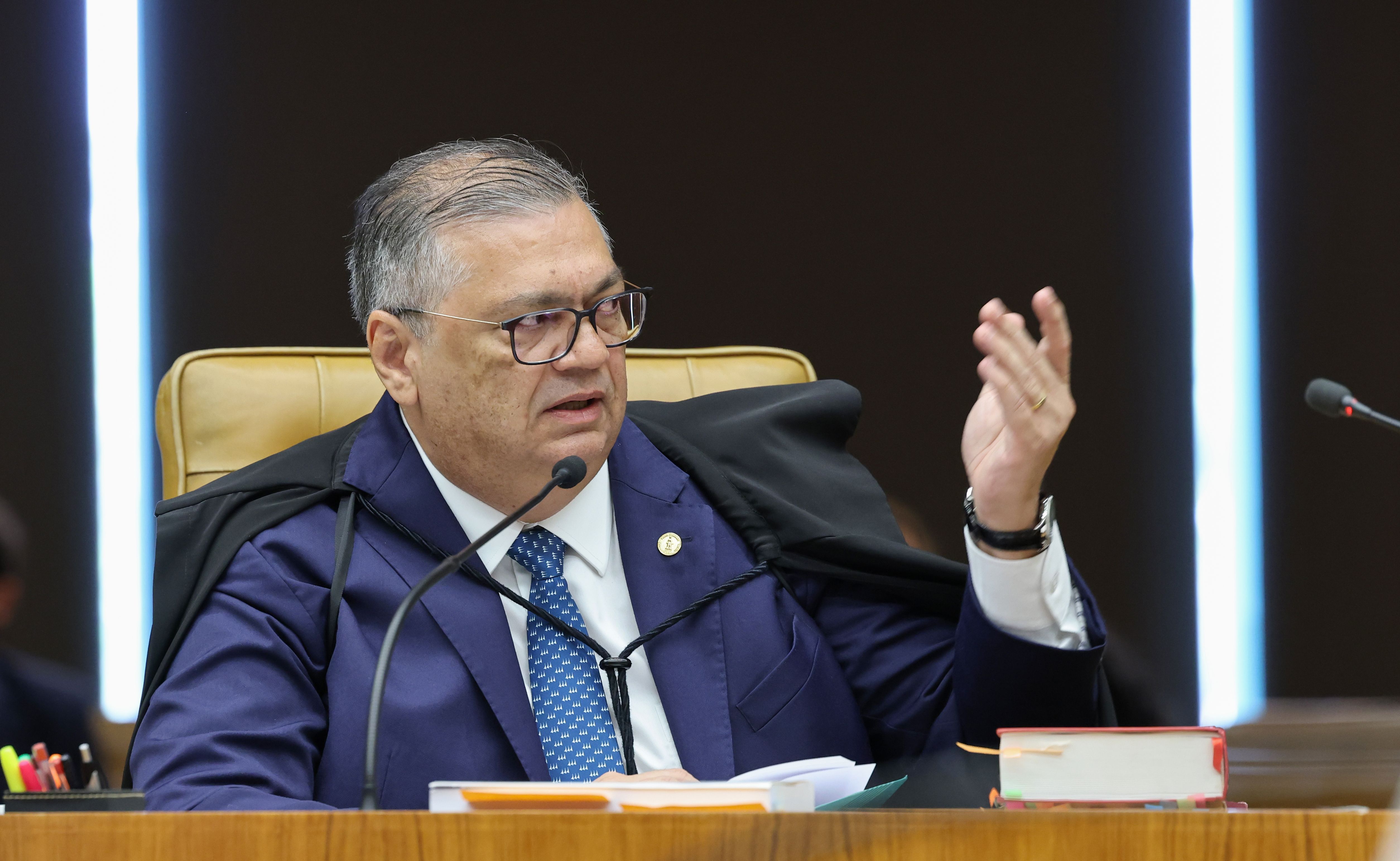 Dino alerta para suposto 'acerto de contas' em julgamento de Moraes