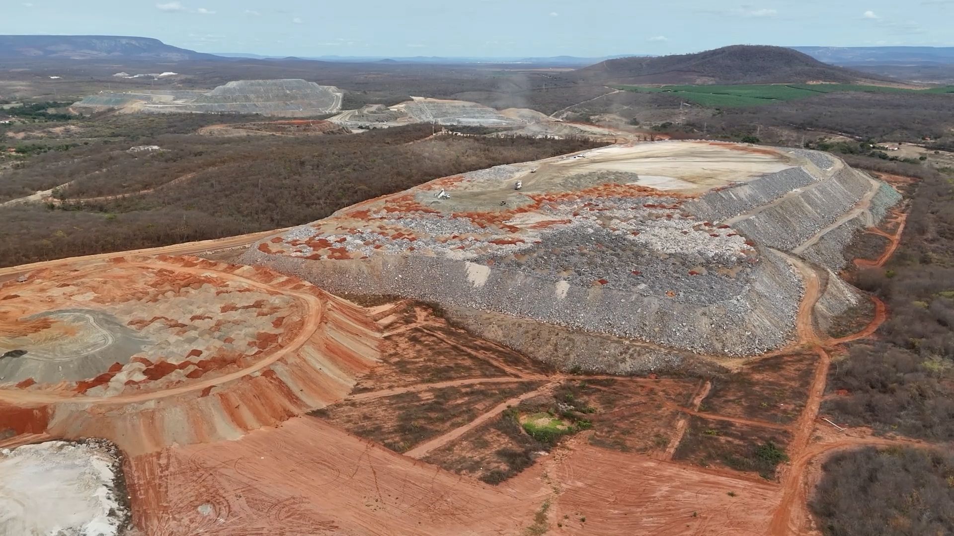 Disputa por minerais críticos abre espaço para o Brasil no jogo entre grandes potências mundiais