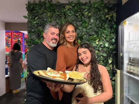 Gustavo, Vanessa a filha Giovana • Luiza Rocha/Itatiaia