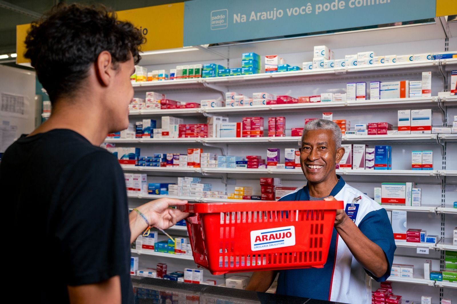 Farmacinha de casa: veja o que ter para primeiros socorros e como usar