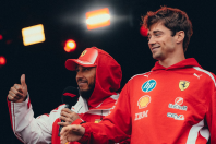 Hamilton minimiza atrito com Leclerc na Ferrari após bronca: 'Trabalhar melhor juntos'