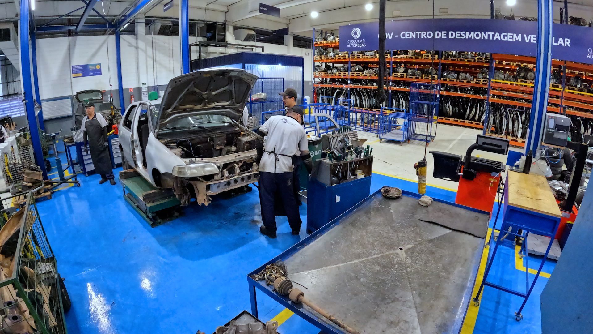 Peças de carros descartados ganham nova chance no mercado com iniciativa da Stellantis