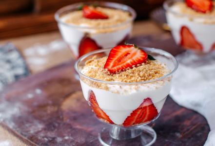 Confira receita de cheesecake de morango