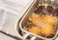 Como acabar com o cheiro de fritura em casa: 5 truques simples que funcionam