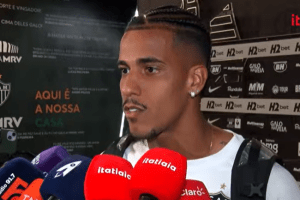 Gabriel Delfim celebra fim de 'jejum' de Cassierra pelo Atlético: 'Total apoio'