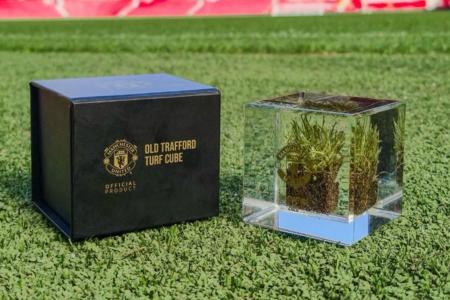 Gramado de Old Trafford vendido pelo Manchester United