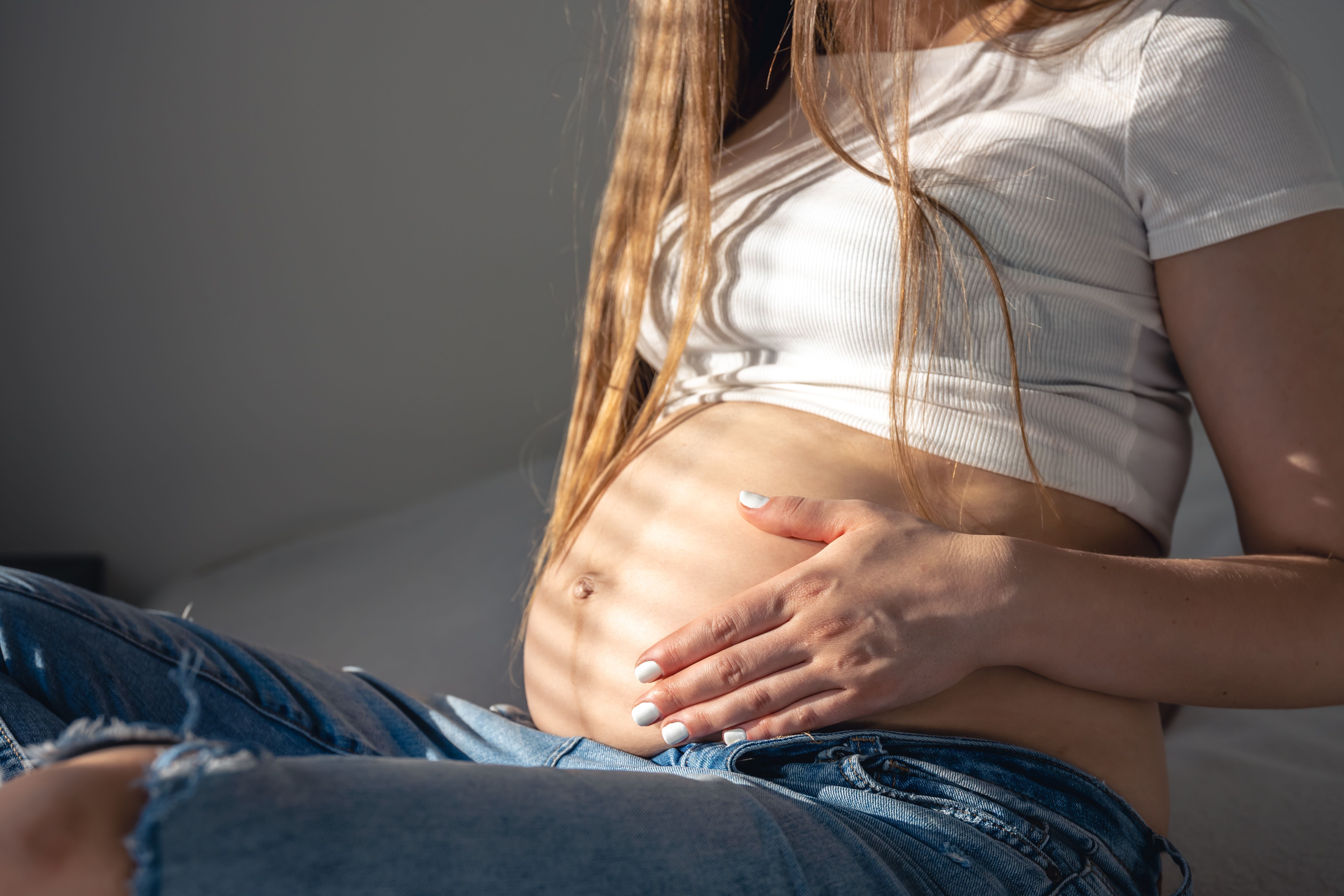 Gravidez na adolescência: médica explica como prevenir e opções de métodos contraceptivos