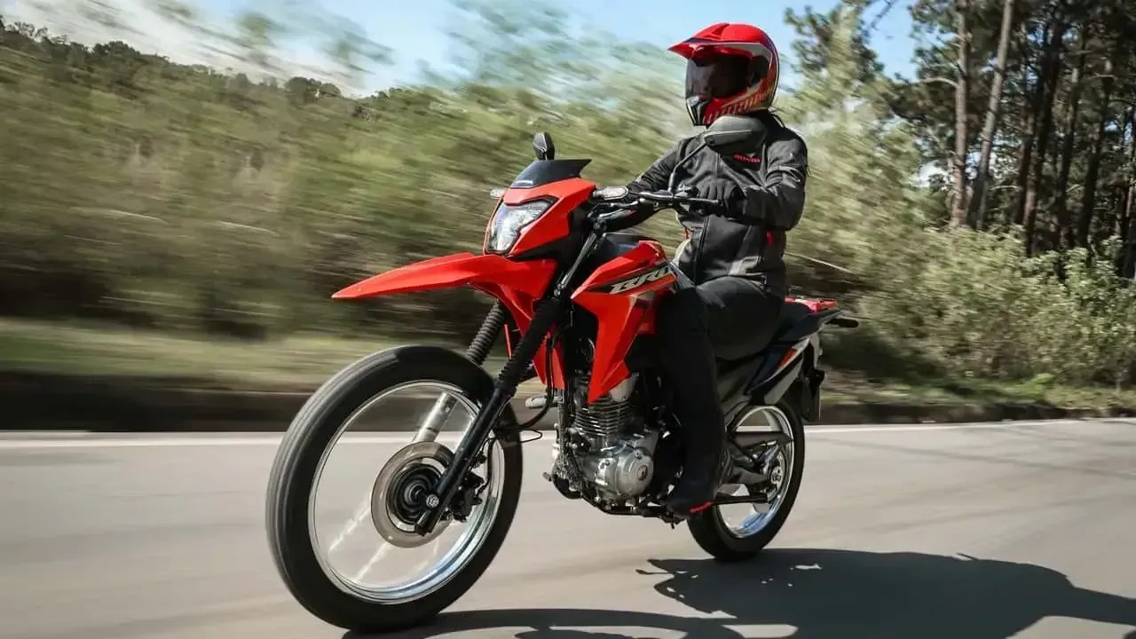 Honda Bros 160 2027 ganha itens de segurança e novas cores; veja preços