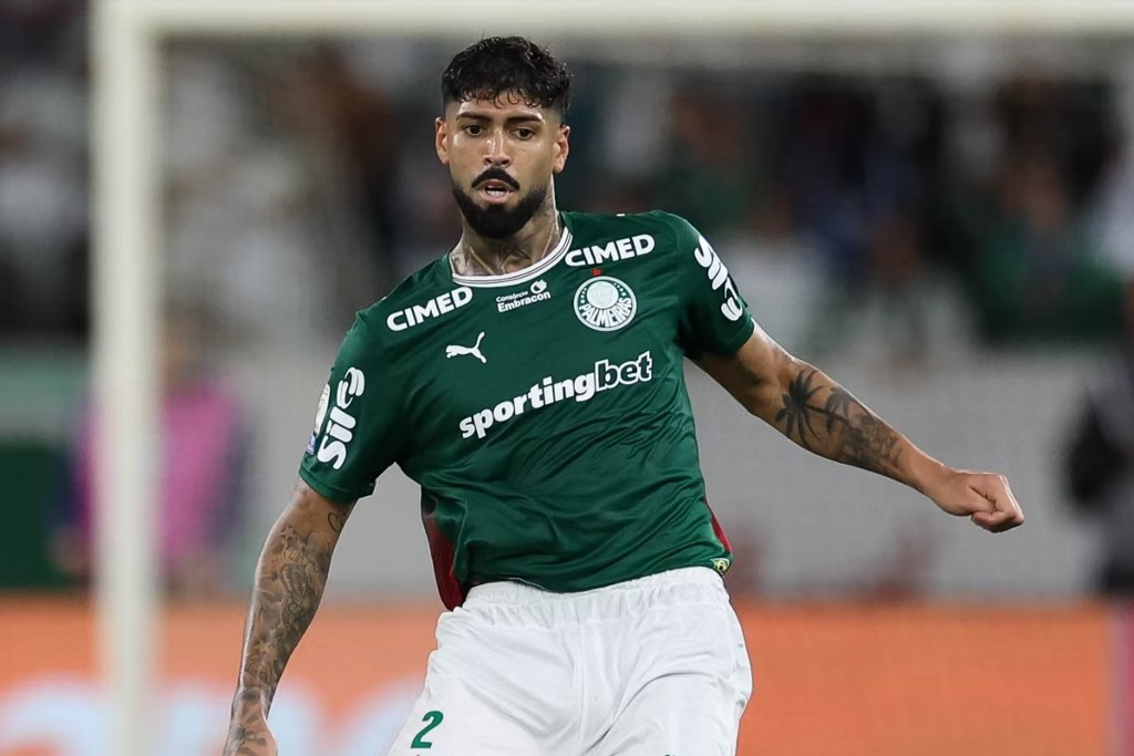 Barboza se posiciona sobre fala que gerou protestos da torcida do Palmeiras