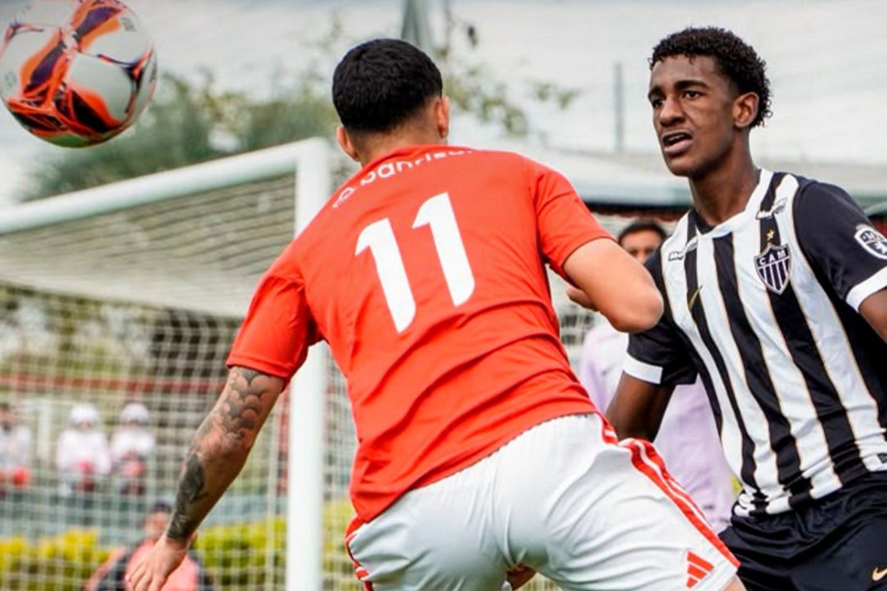 Atlético vence Inter e entra no G8 do Brasileiro Sub-17 antes da última rodada