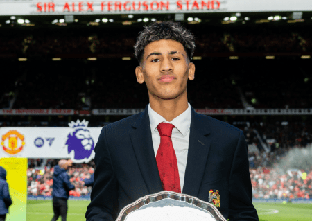JJ Gabriel com prêmio de melhor jovem da temporada 2025/2026