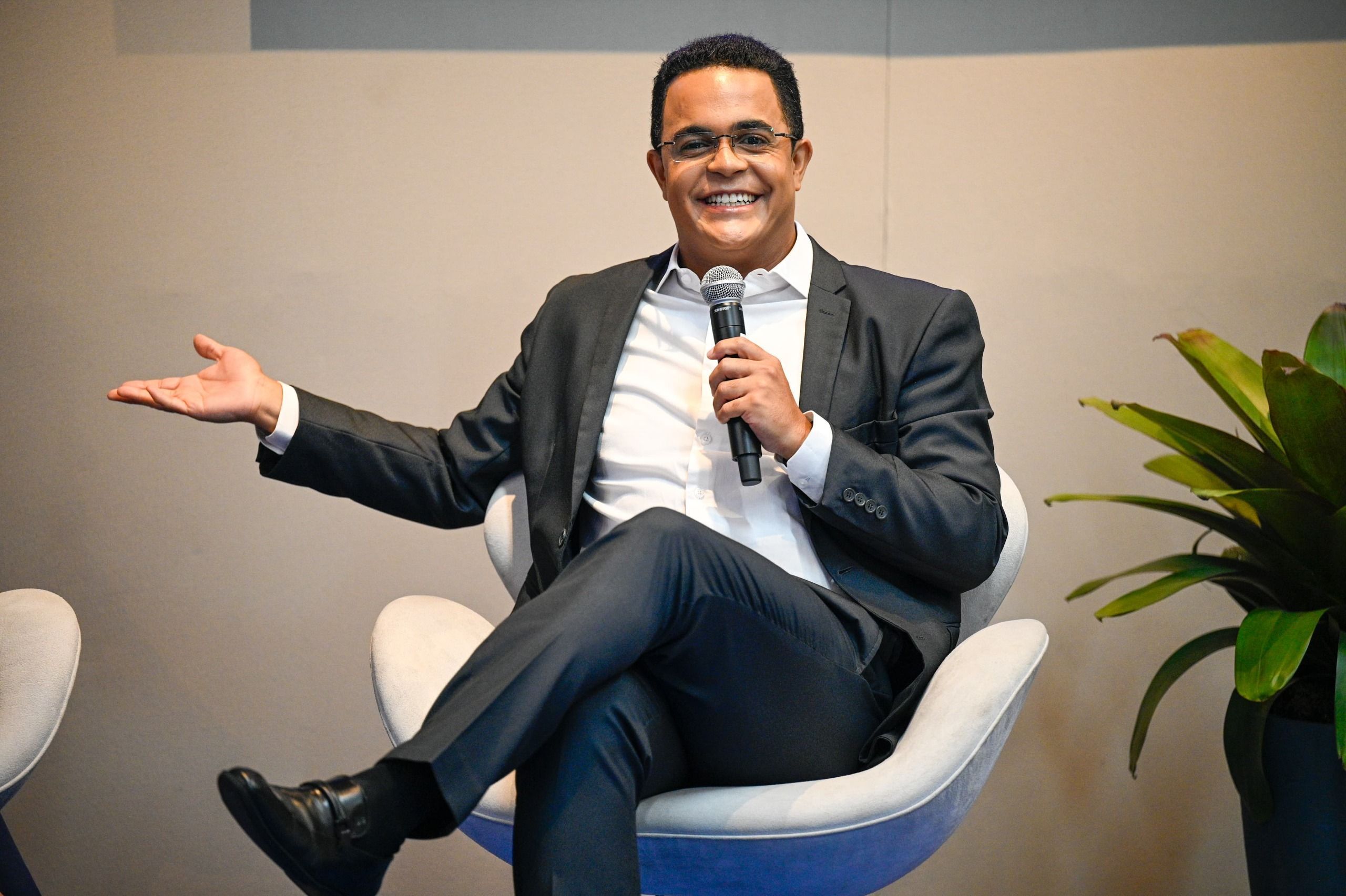 Ary Fontoura vira nome de ponte após gafe de jornalista da Globo