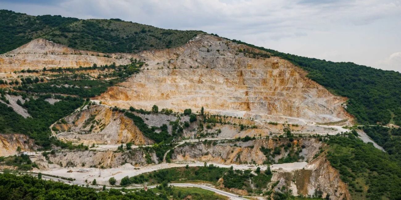 Setor mineral brasileiro estima investimento de US$ 76,9 bilhões entre 2026 e 2030