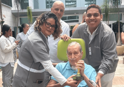 Carlos Alberto Parreira ao receber alta hospitalar em 5 de setembro de 2026