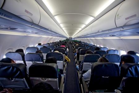 Passageiros indisciplinados podem ser retirados de aeronaves e encaminhados às autoridades