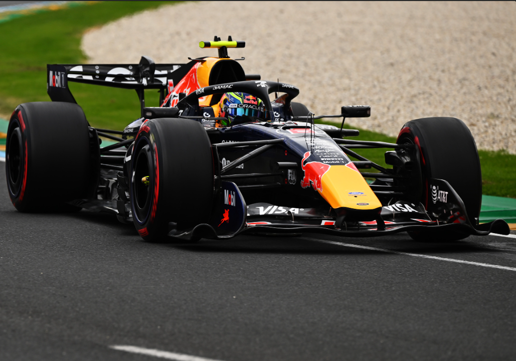 Red Bull confirma volta de Hadjar no GP do Azerbaijão após fratura no pulso
