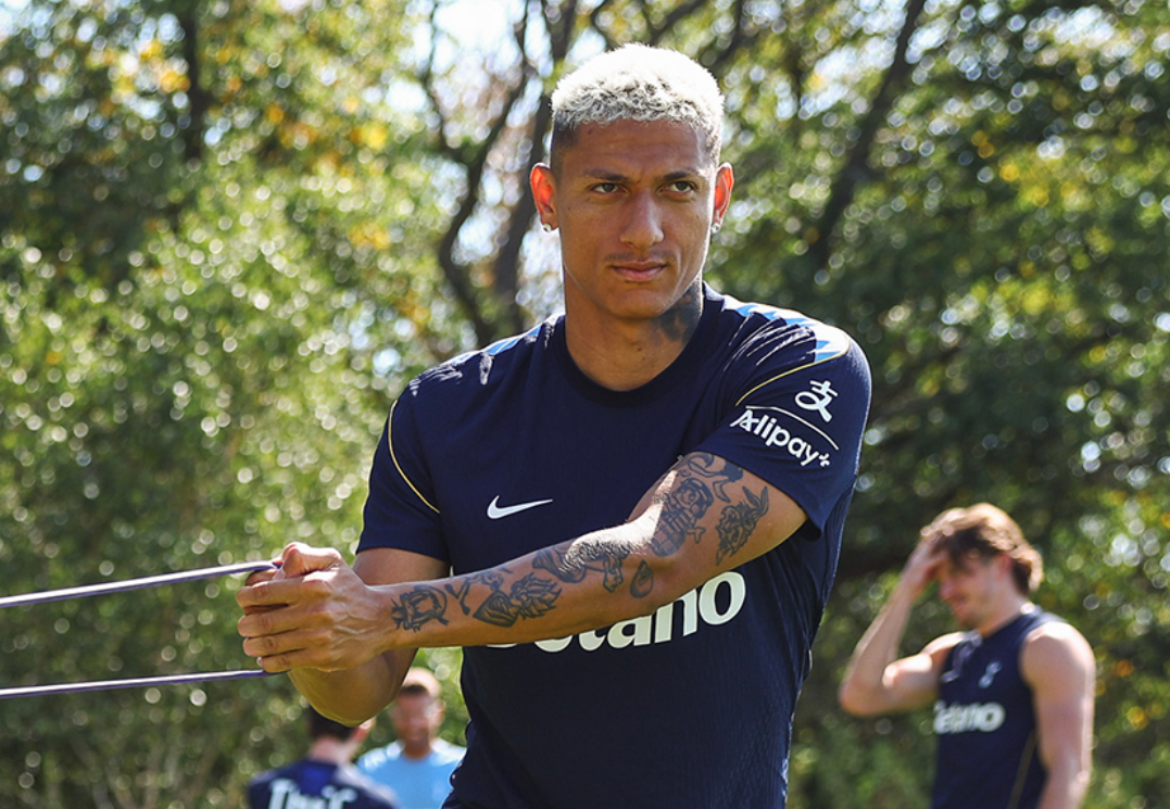 'Não vai mais jogar': técnico do Tottenham expõe situação com Richarlison