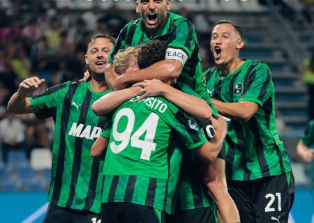 Comemoração em Sassuolo 3 x 2 Juventus, pelo Campeonato Italiano